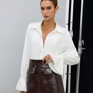 COMMENSE 🤍 Pleated Bell Sleeve Shirt - Size: S